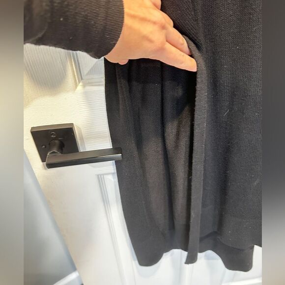 Lululemon Opened Up Poncho in M/L - Picture 9 of 13